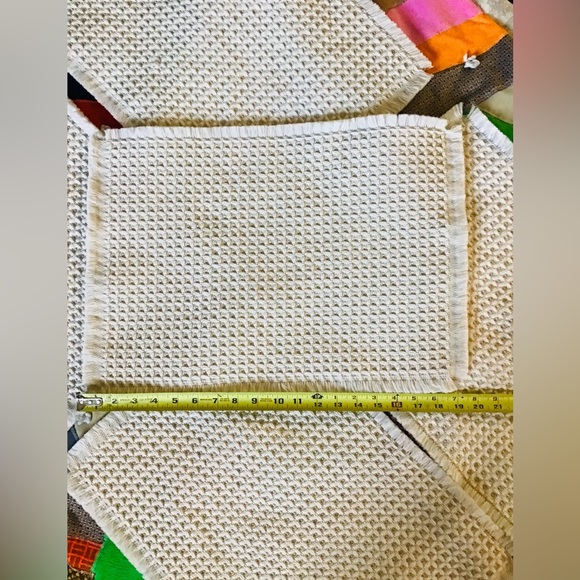 Ivory Woven Waffle Placemats (5) - Picture 2 of 3